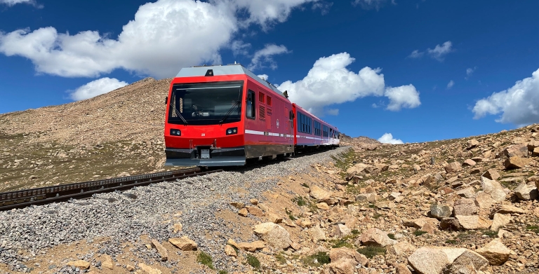 Cog train ride up the mountain [XT-3] : r/fujifilm